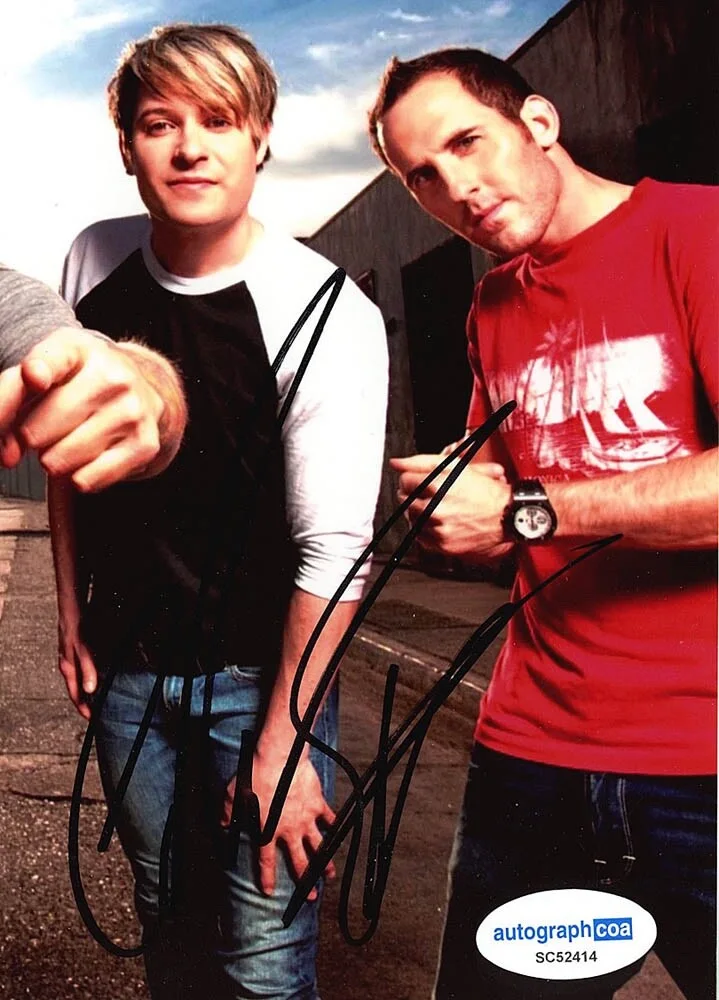 CHUCK COMEAU — Chuck Comeau signed "SIMPLE PLAN" 8x10 Photo EXACT PROOF c Autographed ACOA COA, image 5
