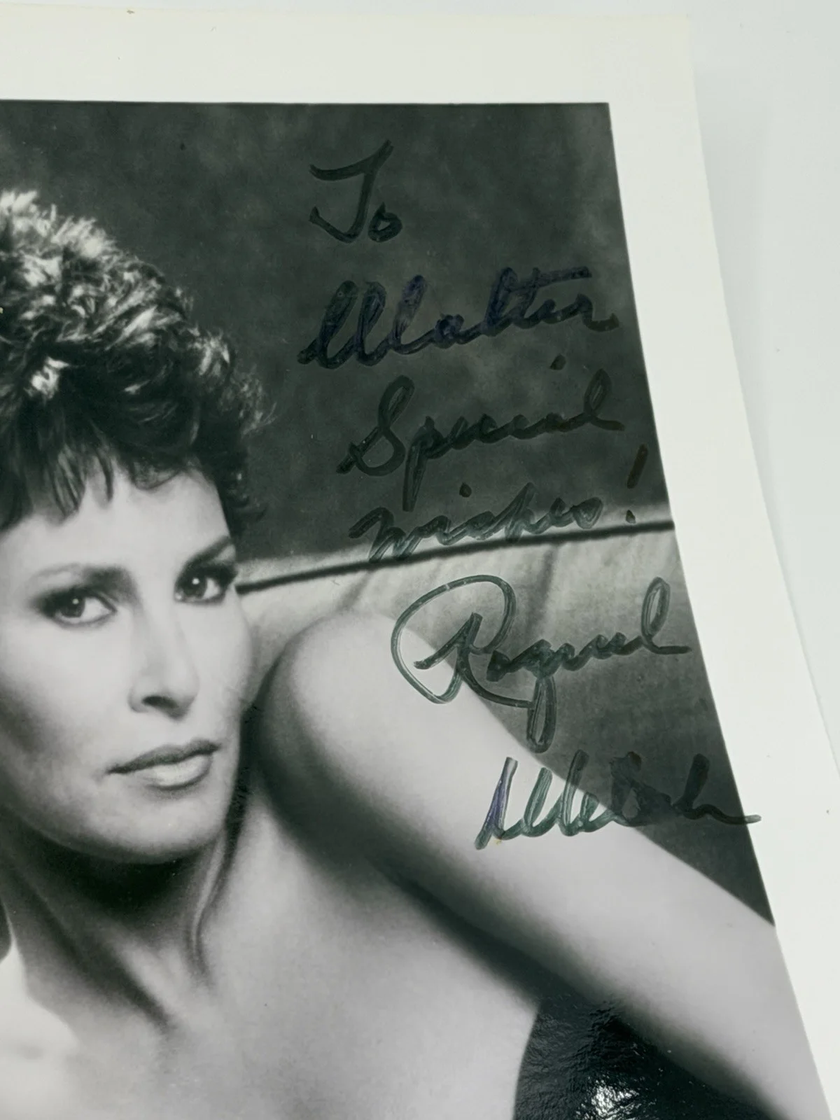 Raquel Welch Signed Photo Autograph Andre Weinfeld Vintage Hollywood Glamour, изображение 4