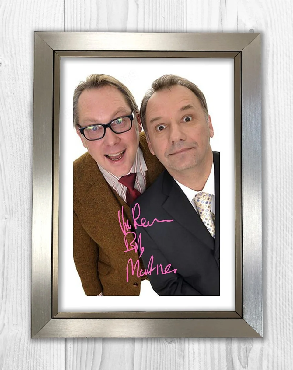 Vic Reeves and Bob Mortimer 4 A4 signed photograph poster Choice of frame, image 3