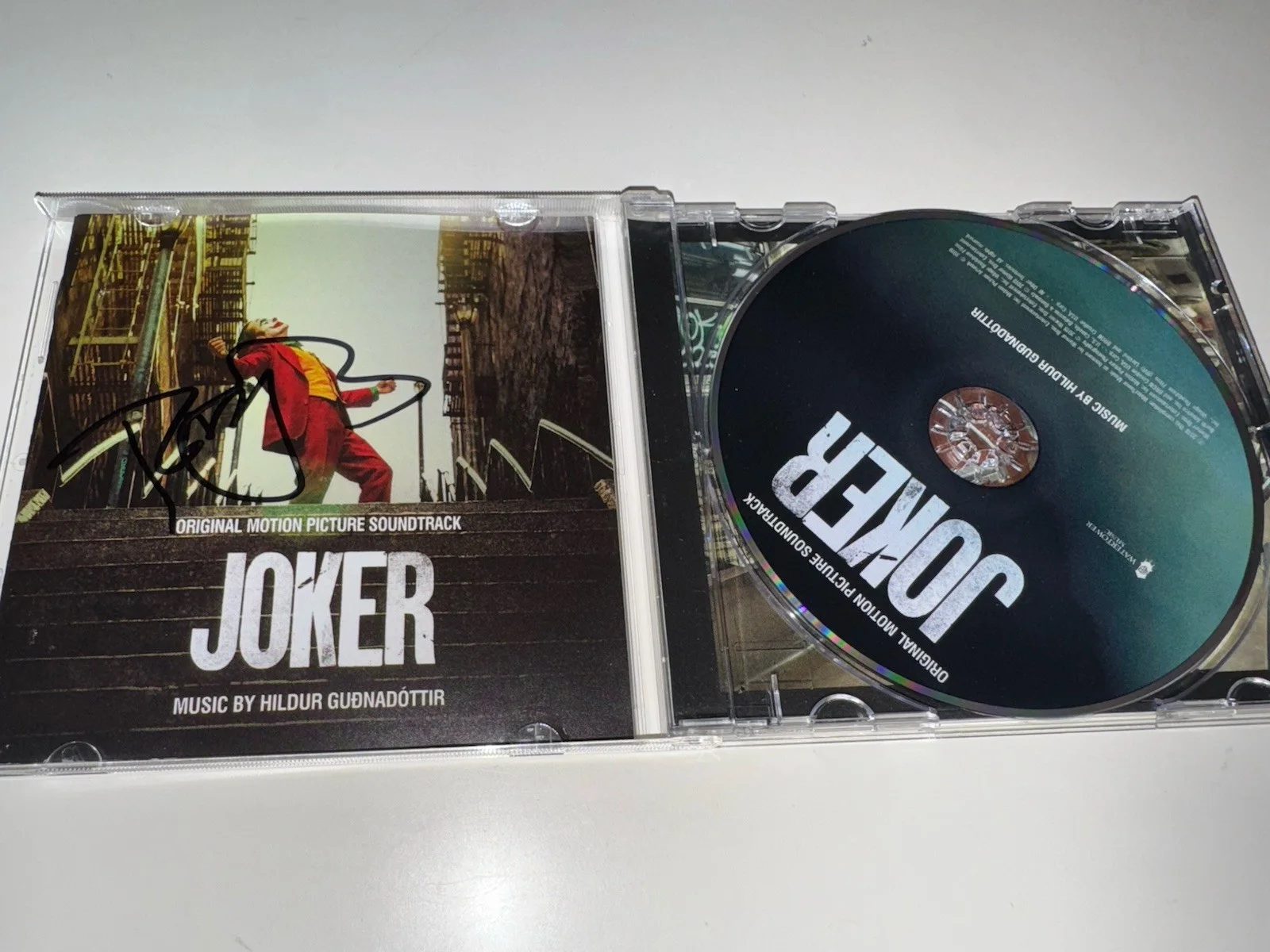 Todd Phillips Signed the JOKER CD Insert Score RARE Director, image 3