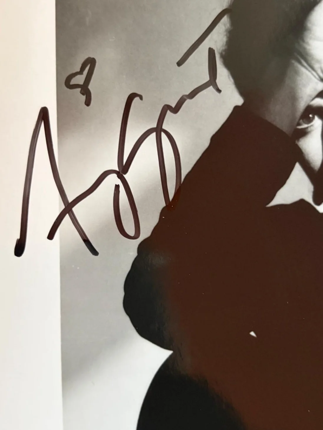 Amy Grant — AMY GRANT SIGNED AUTOGRAPHED 8X10 PHOTO BABY BABY HEART IN MOTION RARE PSA COA C, изображение 2