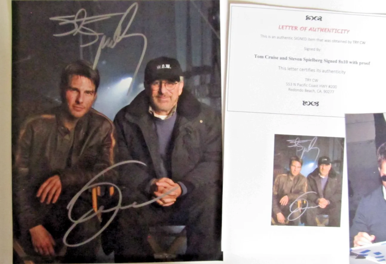 Tom Cruise, Steven Spielberg — TOM CRUISE & STEVEN SPIELBERG Double-Signed War of the Worlds Photo (LOA), изображение 3