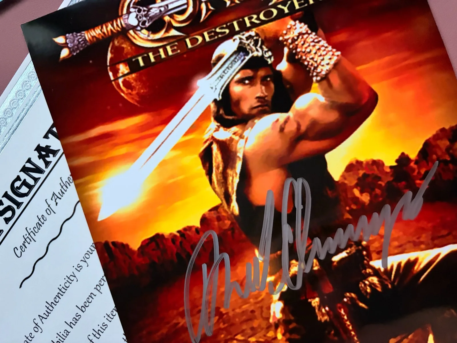 Arnold Schwarzenegger — Arnold Schwarzenegger Signed•1982 CONAN THE BARBARIAN•8X10•w/ COA, изображение 2