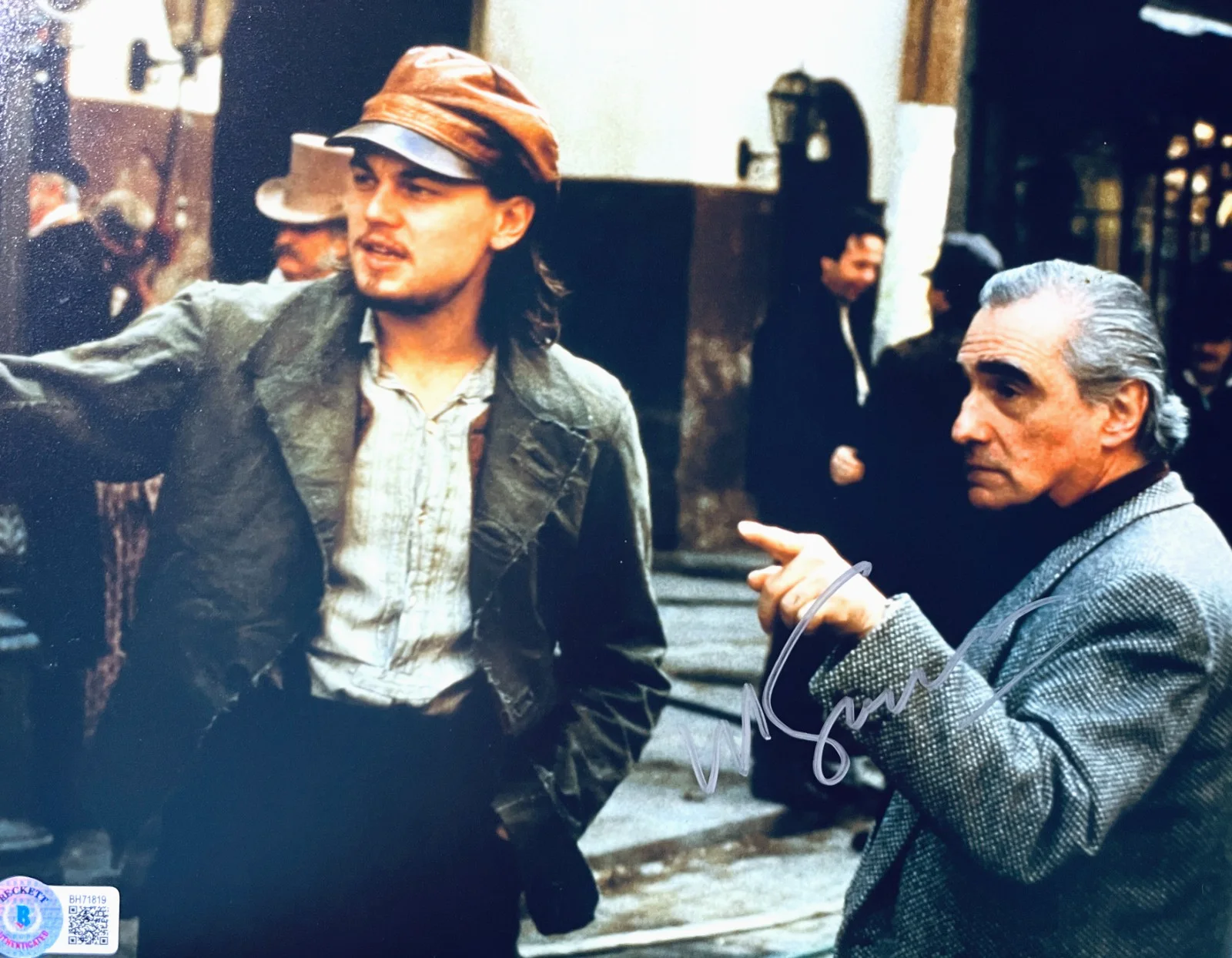 Martin Scorsese — Martin Scorsese Signed•Directing 2002 *Gangs Of New York* DiCaprio•8x10•Beckett
