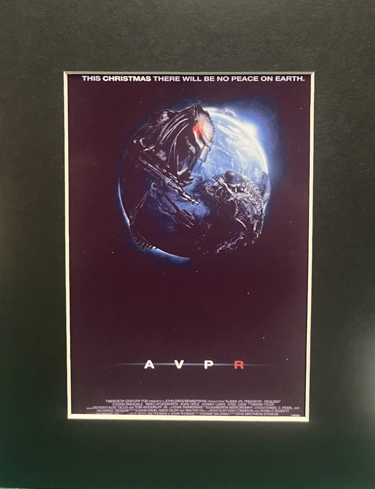 ALIEN vs. PREDATOR. 35mm Film Cell MOUNTED Display, image 3