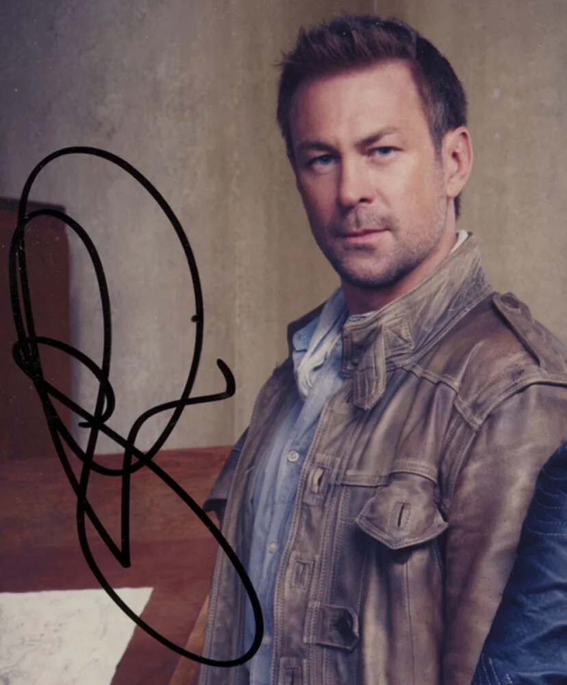 JULIE BENZ, GRANT BOWLER — Julie Benz & Grant Bowler signed "DEFIANCE" 8x10 Photo AUTOGRAPHED a ACOA COA, изображение 5