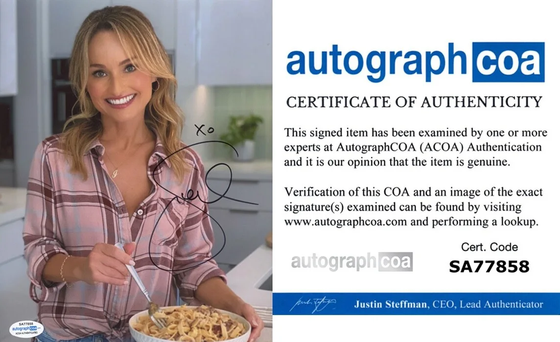 GIADA DE LAURENTIIS — Giada De Laurentiis signed Autograph 8x10 Photo CHEF c Hot SEXY MrBeast ACOA COA