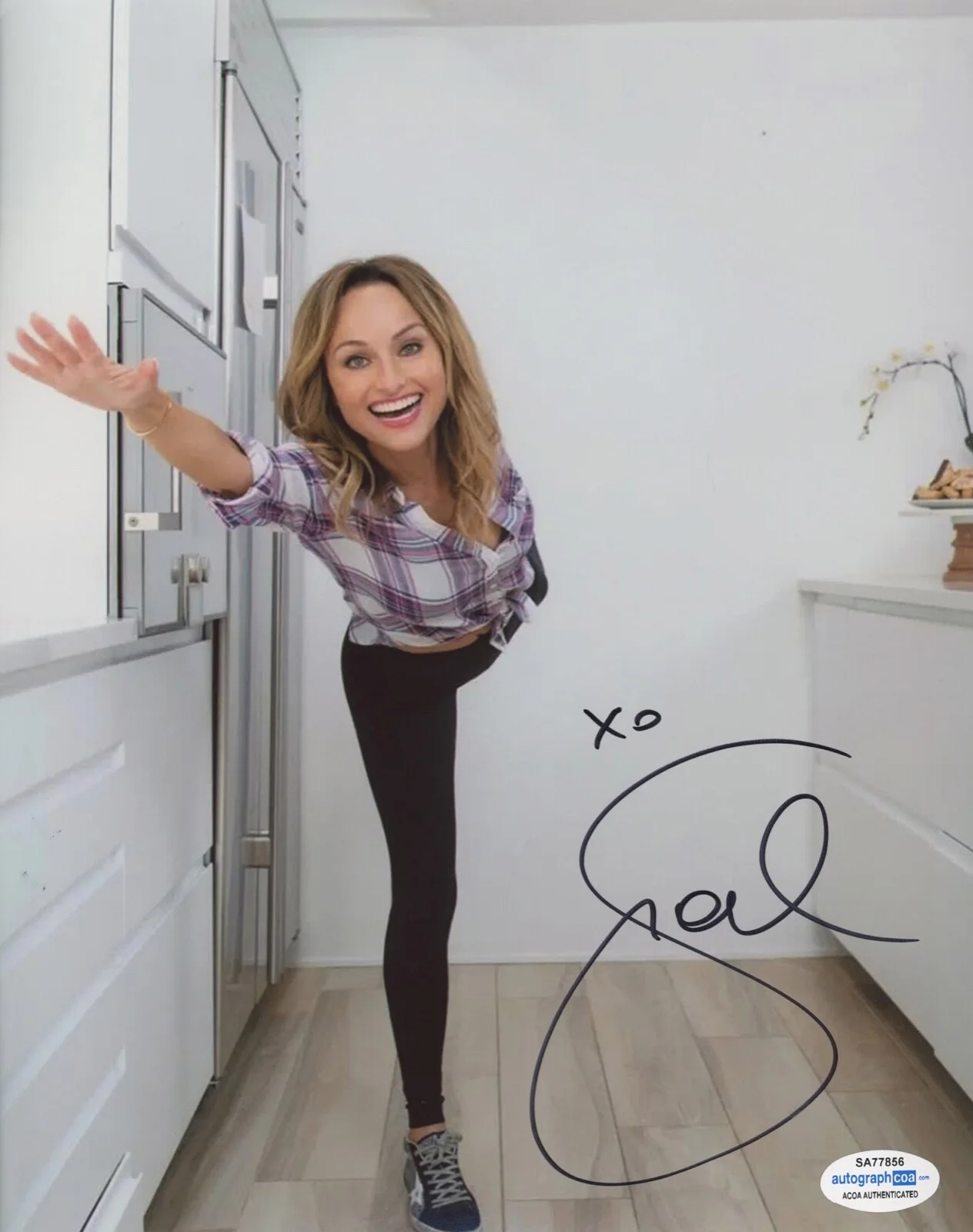 GIADA DE LAURENTIIS — Giada De Laurentiis signed Autograph 8x10 Photo CHEF a Hot SEXY MrBeast ACOA COA, image 3