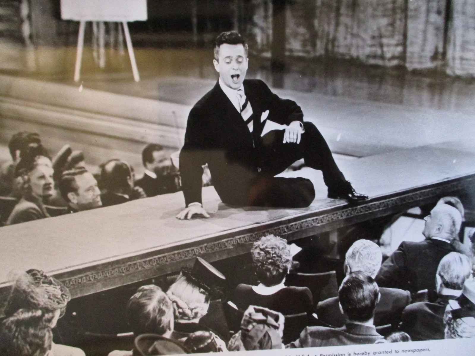 Larry Parks("THE JOLSON STORY")1969 10 x 8 Glossy Black and White Press Photo, изображение 2
