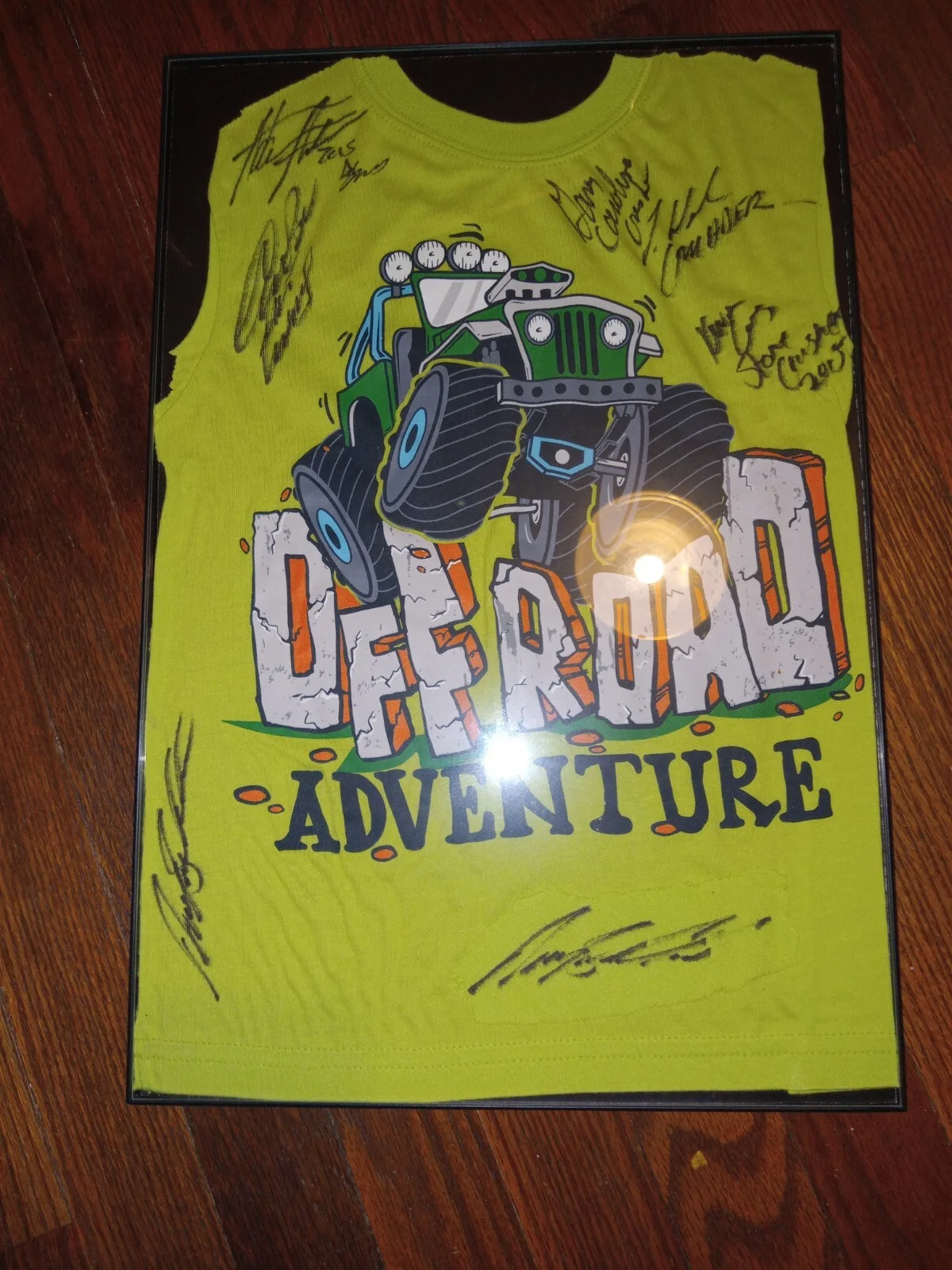Monster Jam Drivers 🛞 SIGNED FRAMED T-SHIRTS 🛞 Lot (3 Frames) 2015, image 2