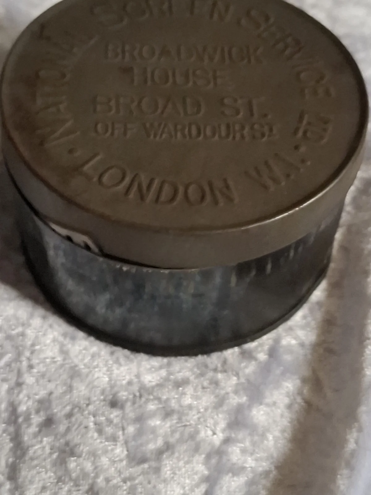 Vintage National Screen Service Ltd Tin, image 3