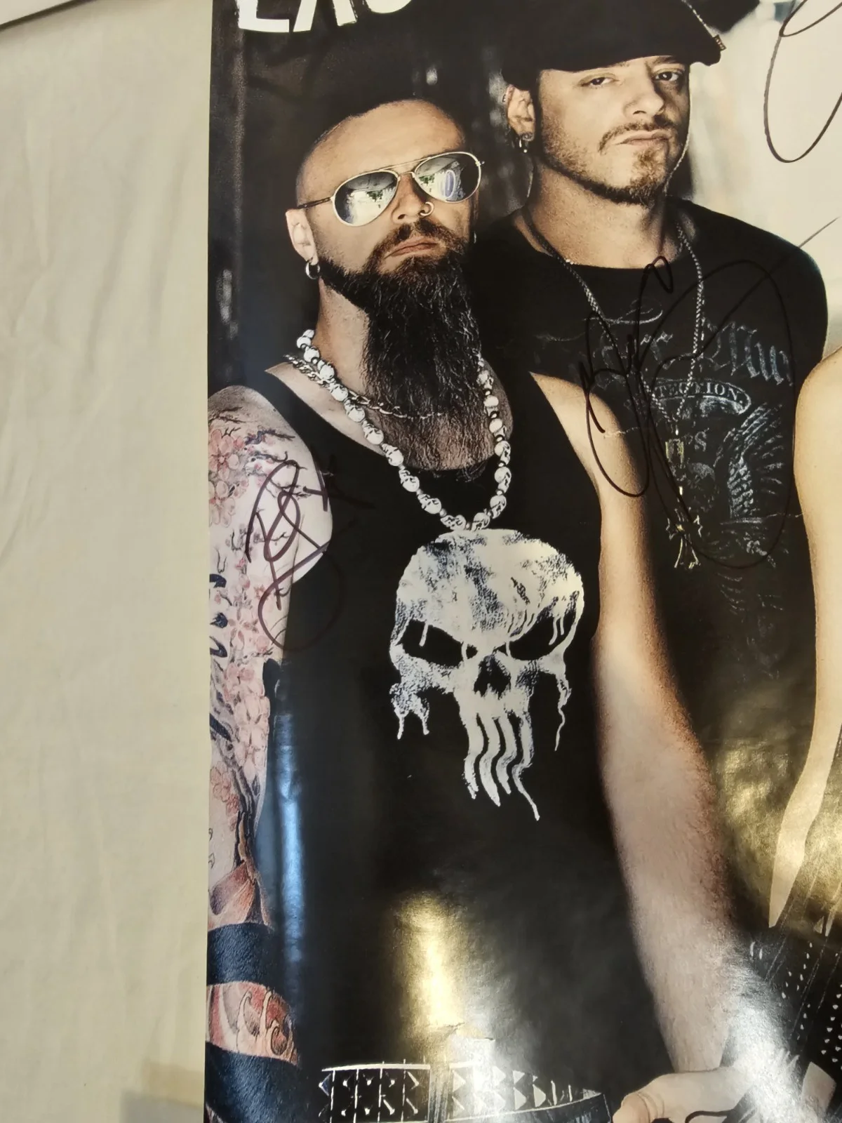 Lacuna Coil Poster Autographed By The Whole Band, 28" × 22", изображение 2