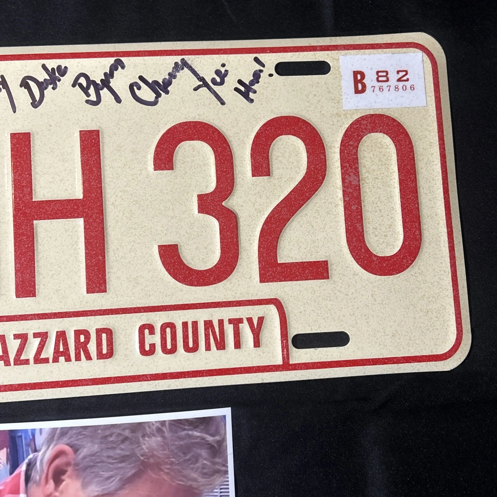 Dukes Of Hazzard Signed Autograph License Plate Byron Cherry Coy Duke CNH320, изображение 4