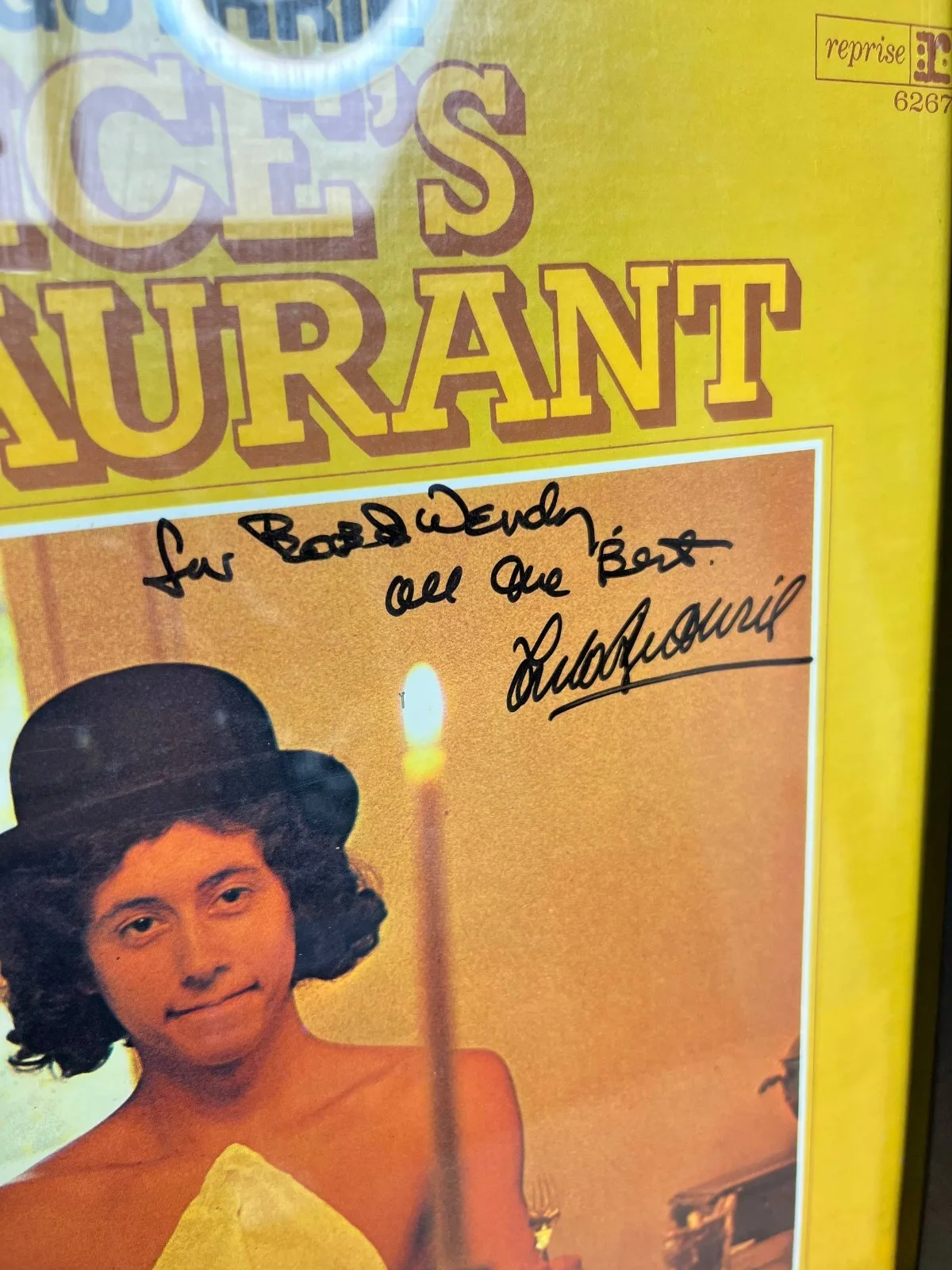 Arlo Guthrie Alice’s Restaurant Signed Framed LP – Autographed – Glass Frame, image 2