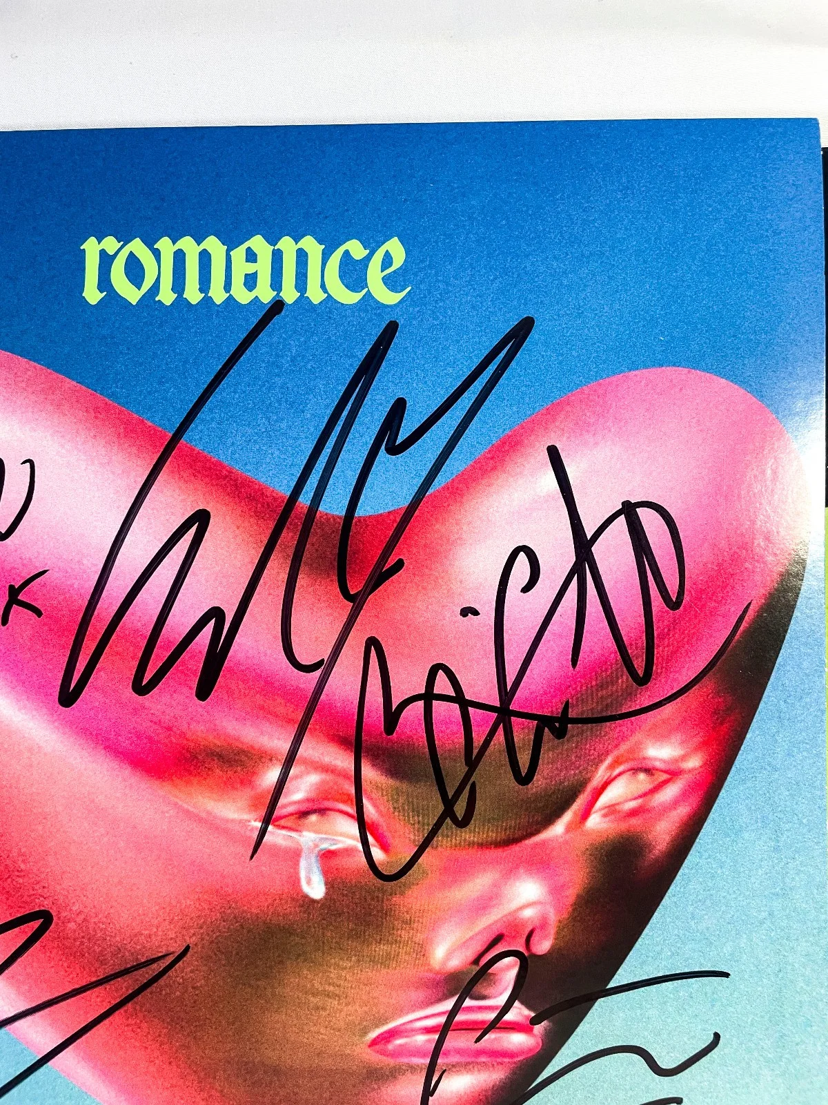 Grian Chatten Fontaines D.C. 5x Band Signed ROMANCE Vinyl Album EXACT Proof JSA, изображение 5