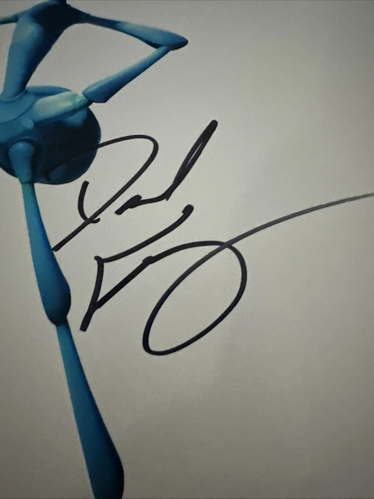 David Foley — Dave Foley Signed Autographed 1998 A Bug's Life Flik 8x10 Studio Photo COA, image 2