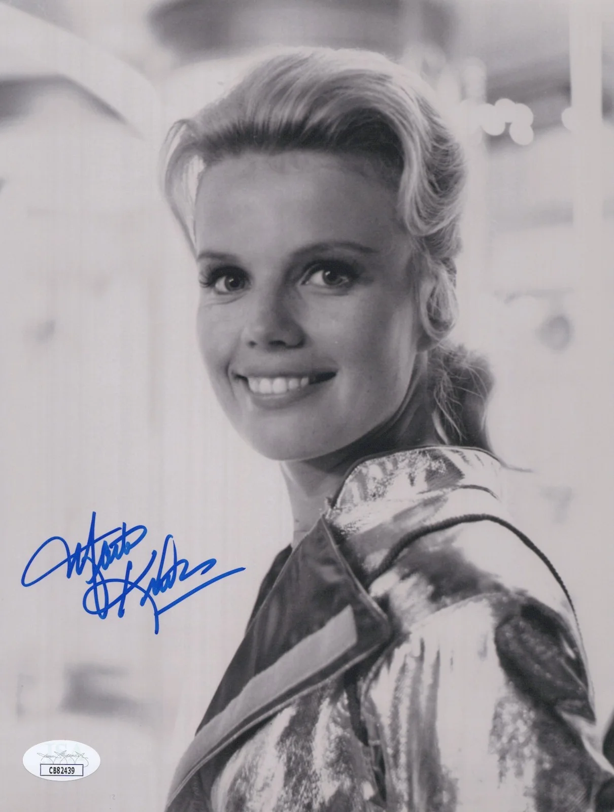 MARTA KRISTEN — MARTA KRISTEN Signed LOST IN SPACE 8x10 Photo Authentic JUDY ROBINSON JSA COA