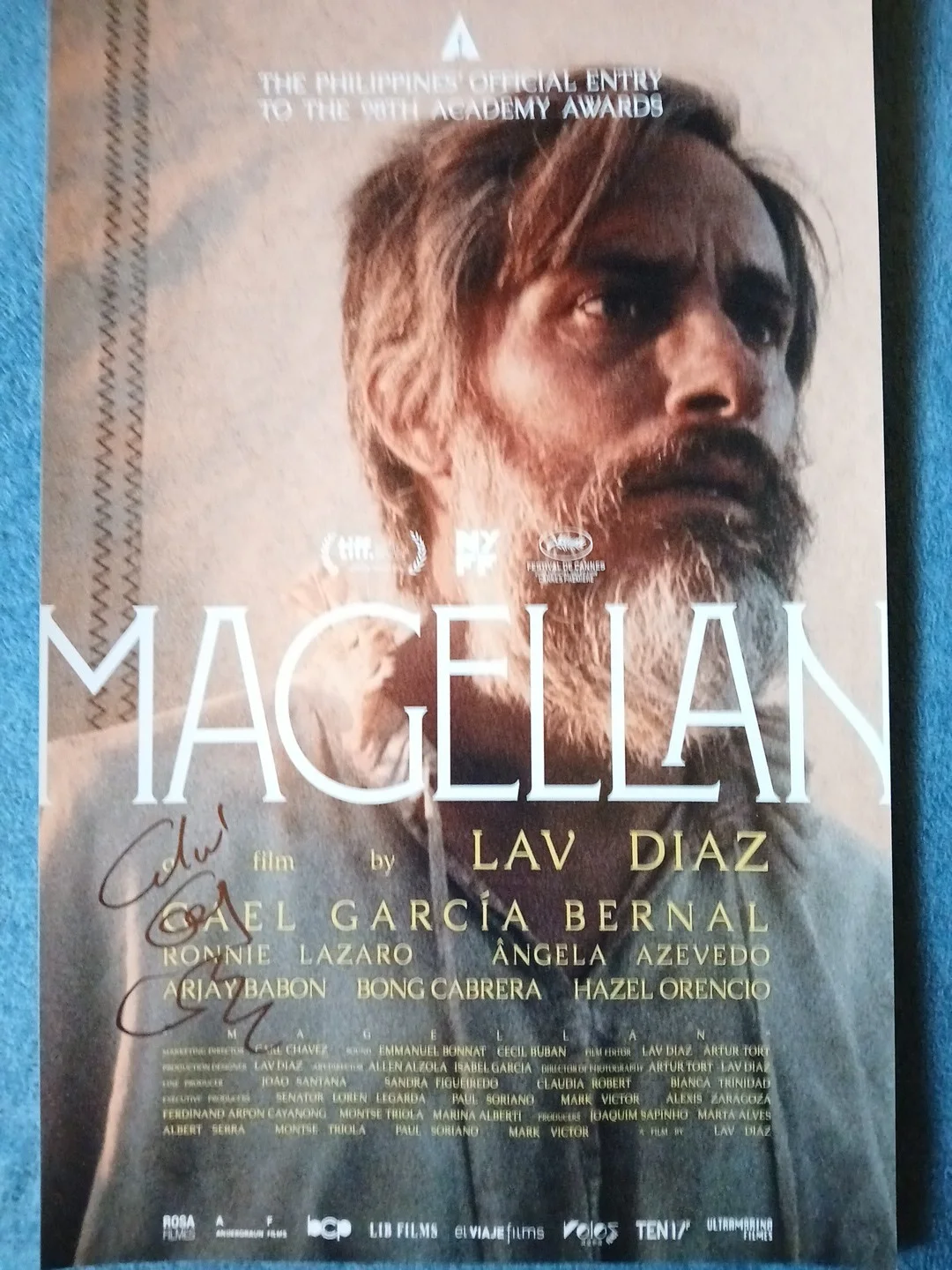 Gael Garcia Bernal — GAEL GARCIA BERNAL Hand Signed MAGELLAN 11x17 Photo 📸 Proof, изображение 2