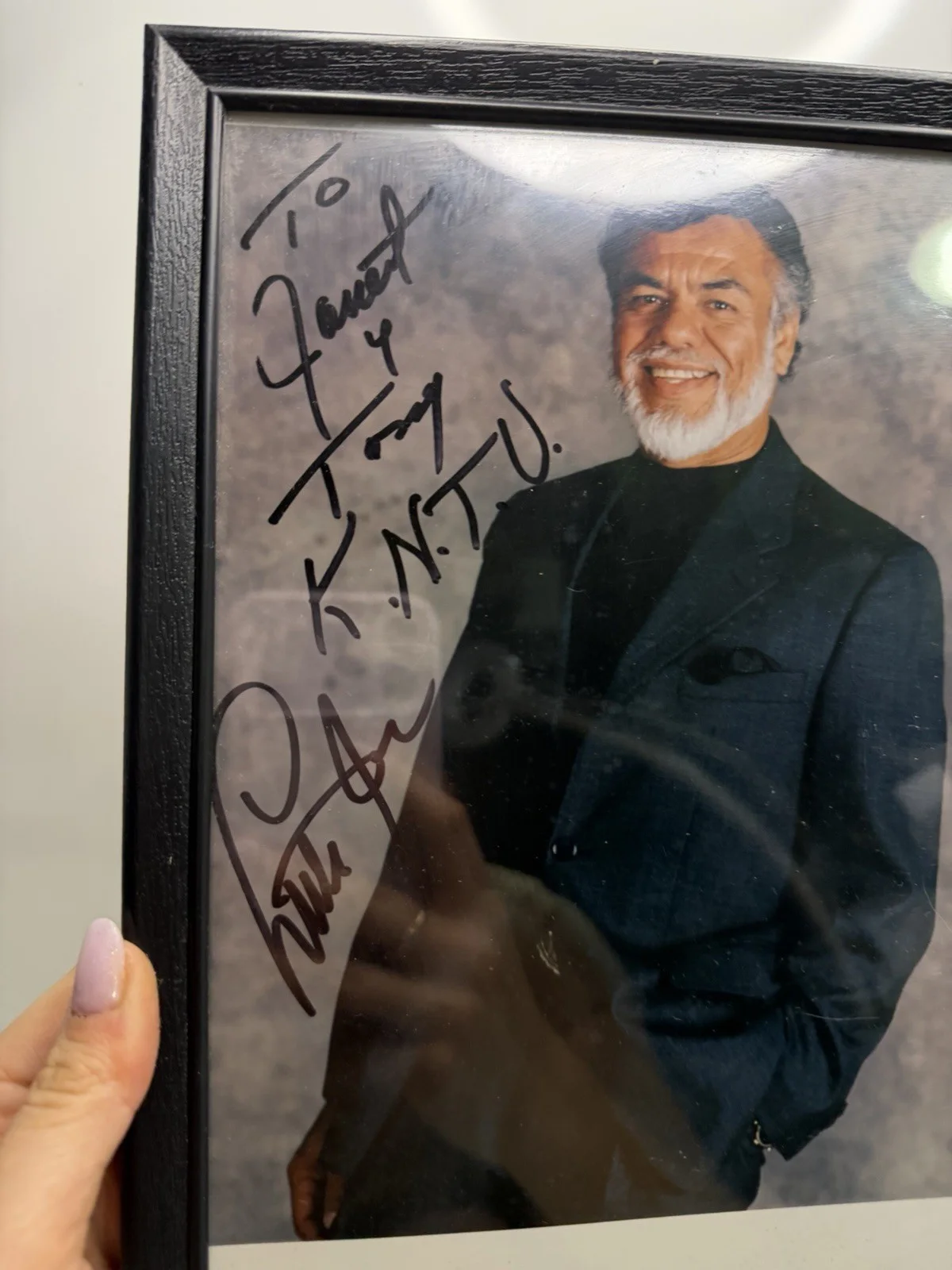 Framed Signed Promotional Photo w/ Personal Inscription – Vintage Music, изображение 2