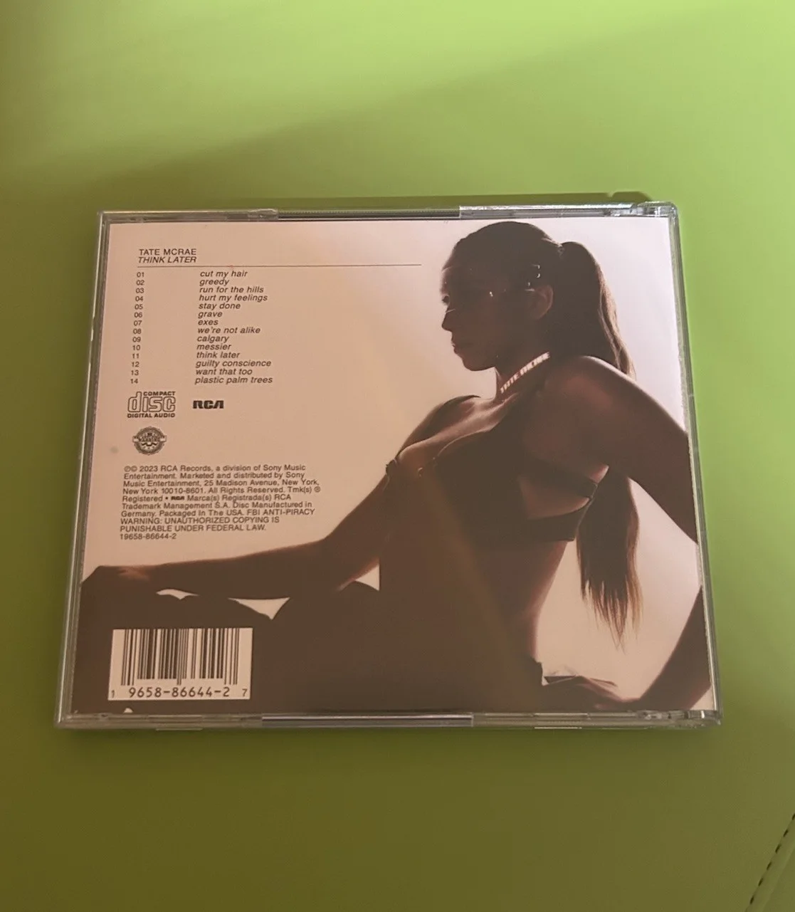 Tate McRae Think Later Signed Autographed CD and Booklet, изображение 2
