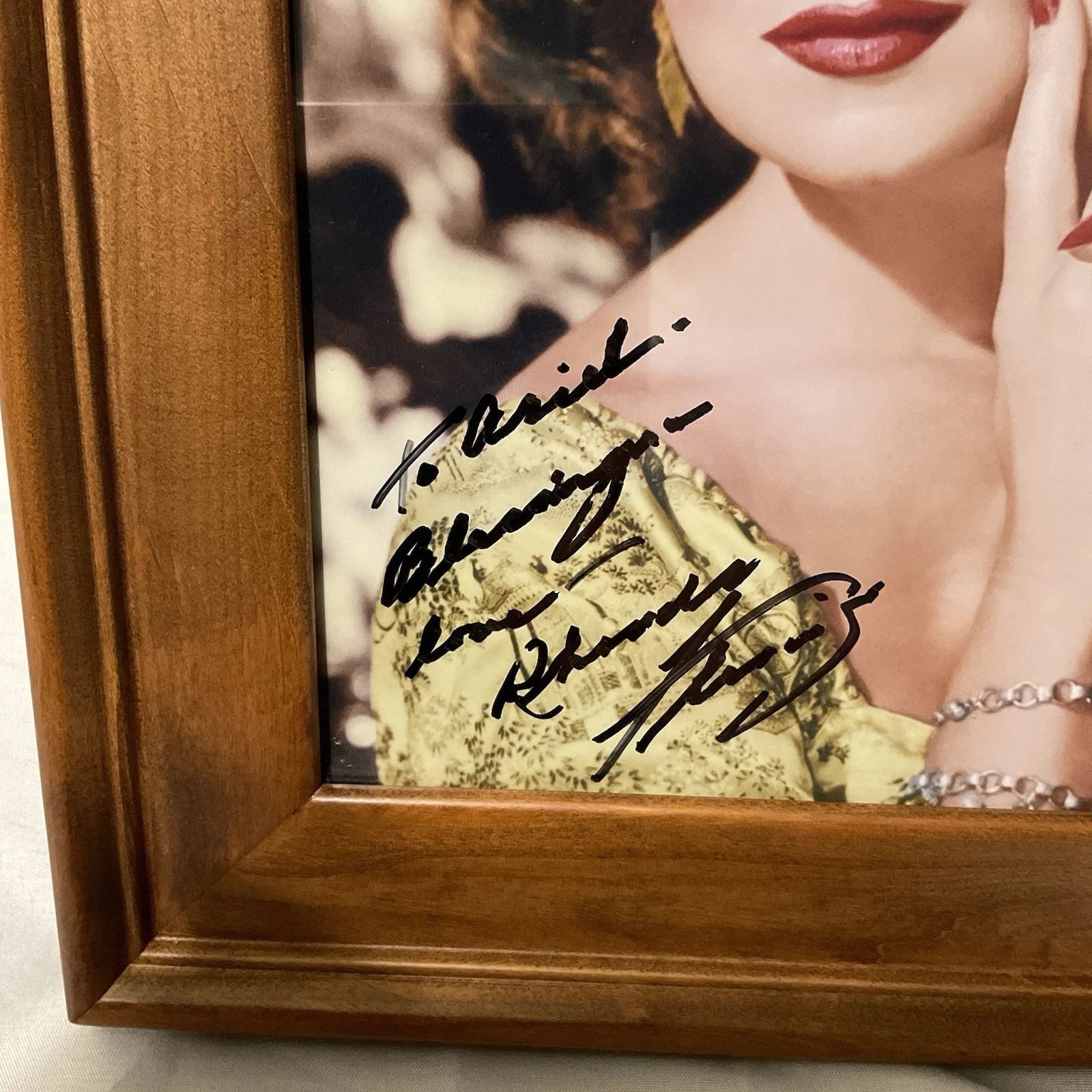 Rhonda Fleming — RHONDA FLEMING Autograph Signed 8 x 10 PHOTO SPELLBOUND Actress AUTHENTIC Framed, изображение 2