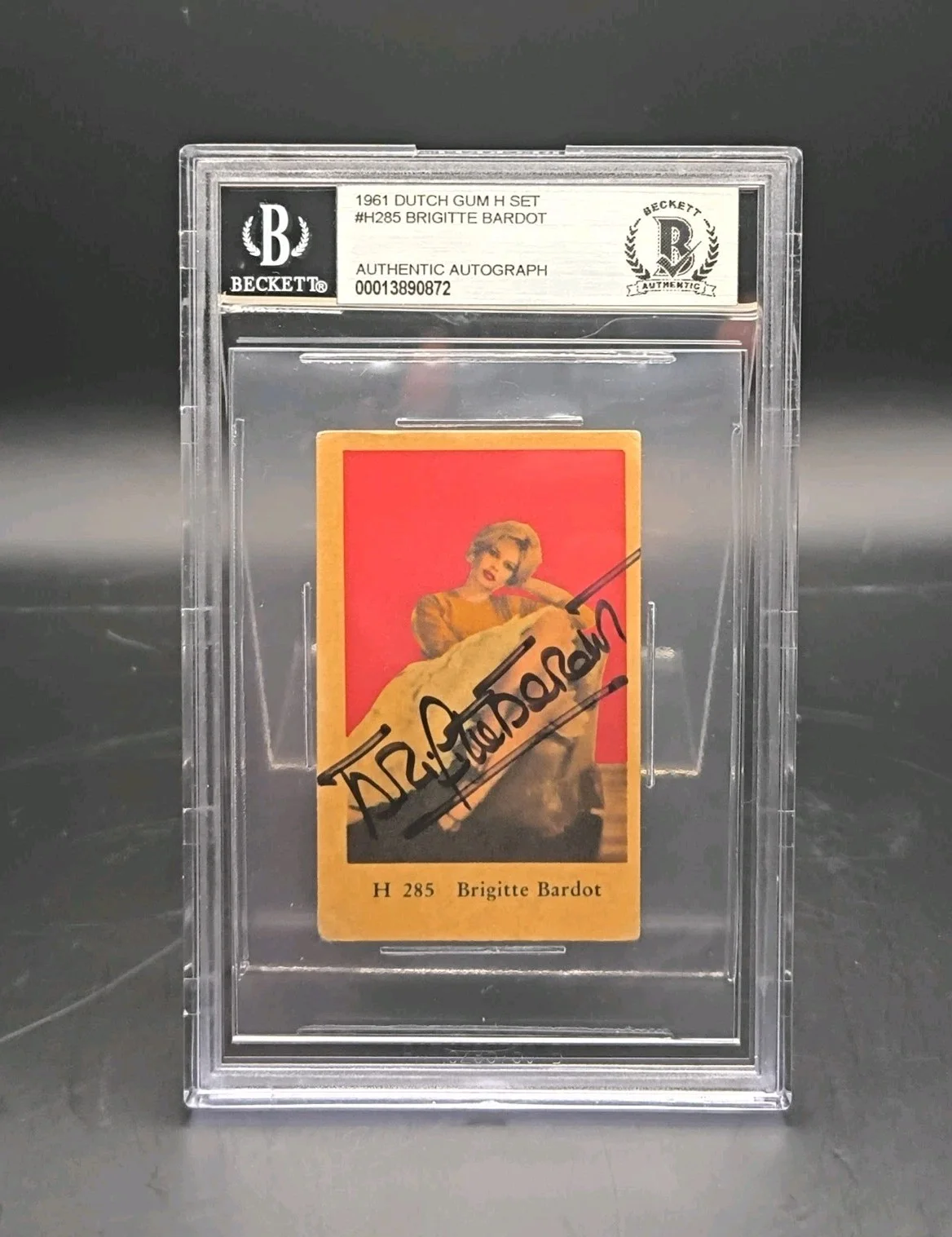 1961 Dutch Gum H Set #285 Brigitte Bardot Signed Card Beckett Authentic BAS, image 2