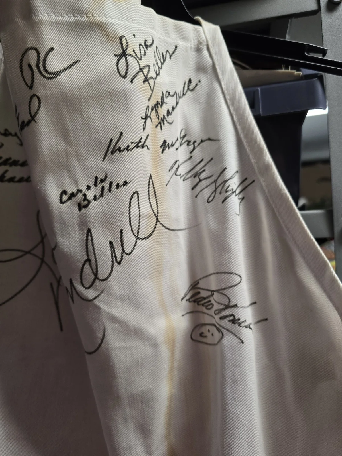 Apron Signed By Louise Mandrell & 12 Others With Stains. T106, image 2