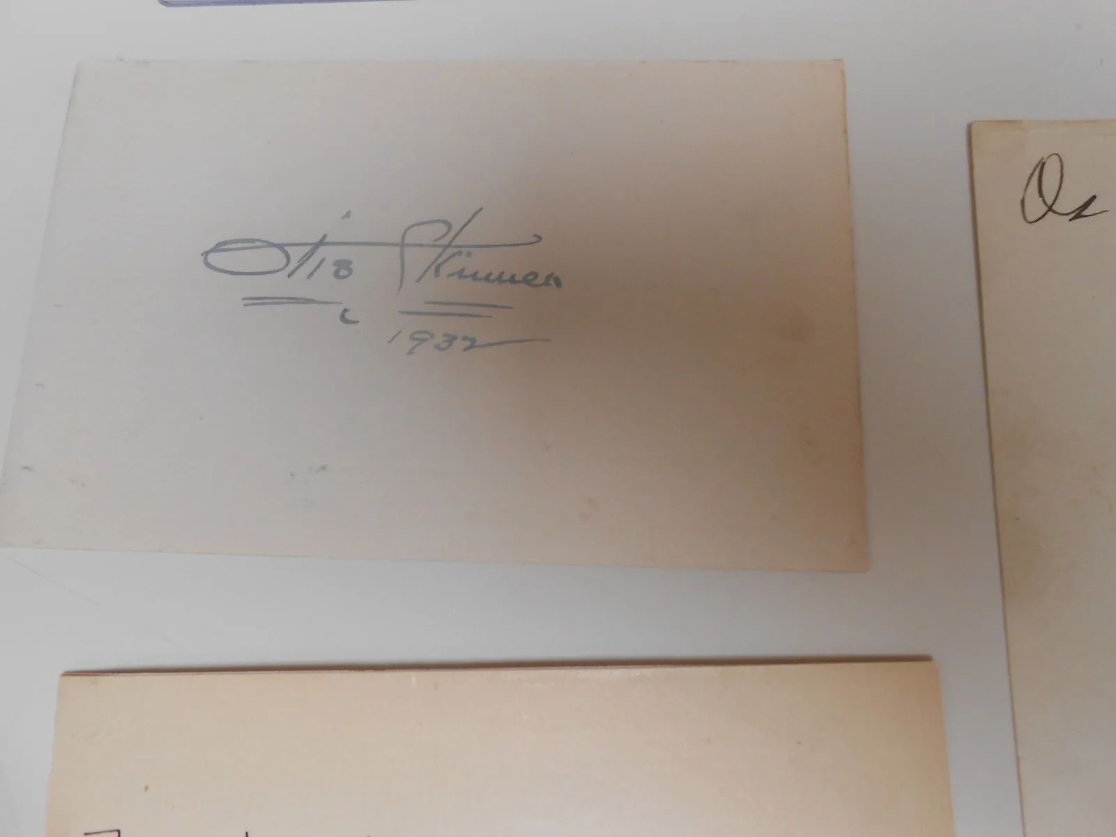 Lot Of Hollywood Stars Autographs On Paper/Cards Some Personalized, изображение 4