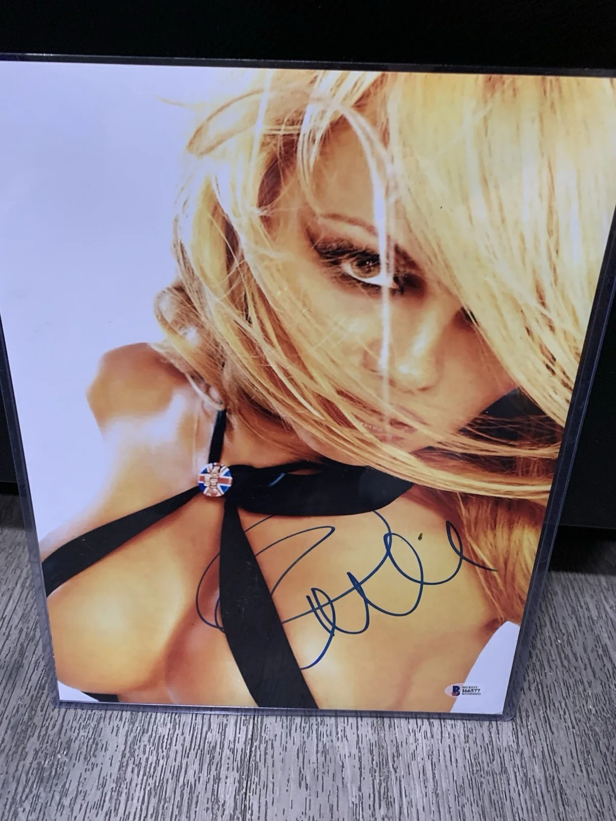 Vintage Pamela Anderson Signed Poster photo 14x11 COA Beckett, изображение 2
