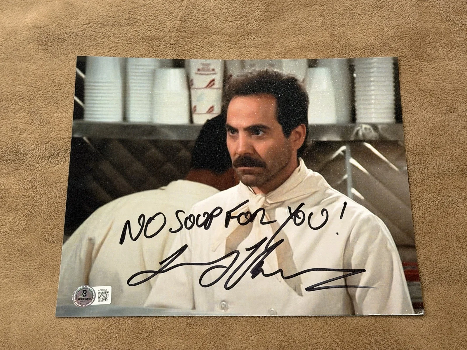 Larry Thomas — Larry Thomas Signed 8x10 Photo Soup Nazi BAS Jerry Seinfeld Autograph Authentic