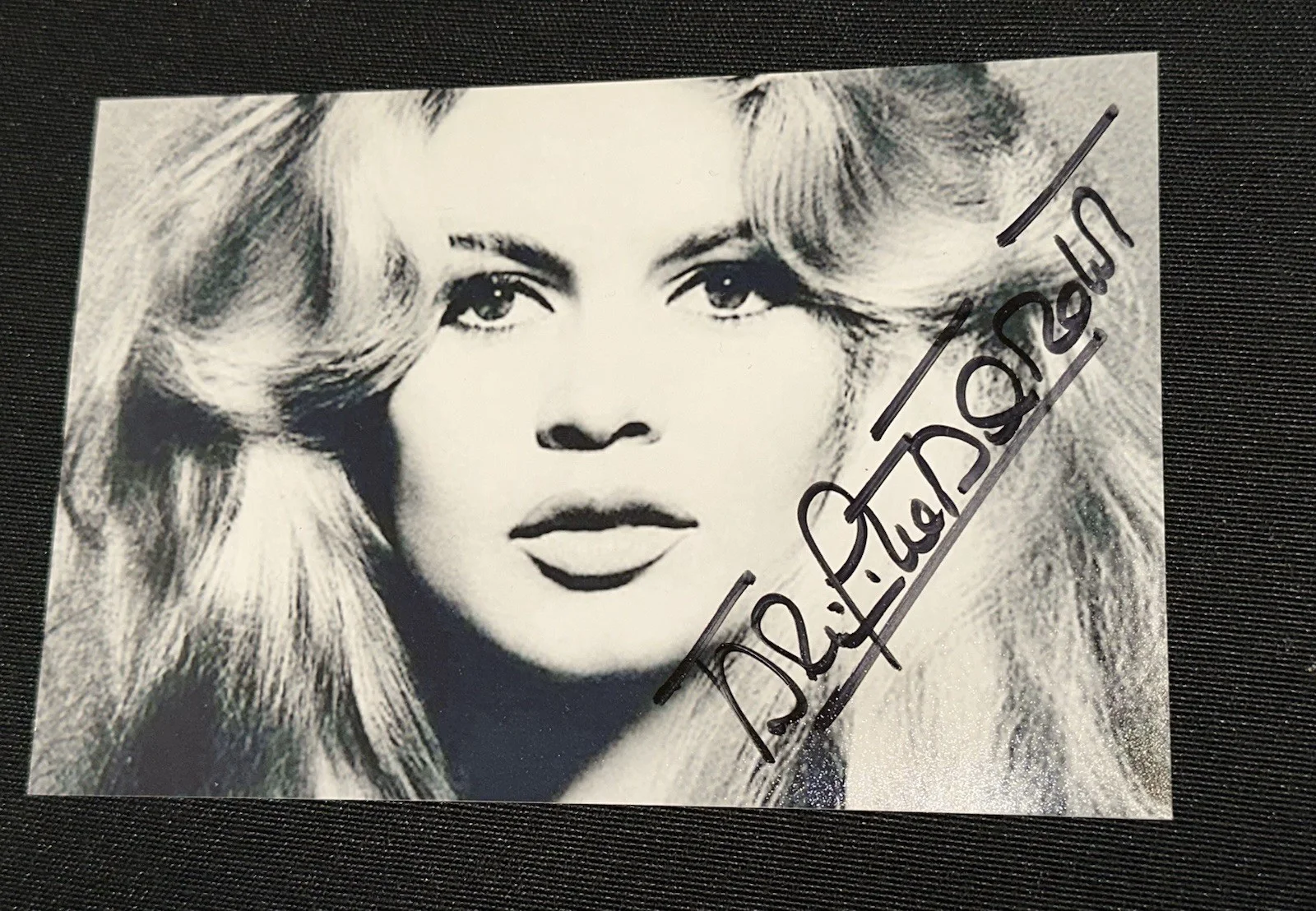 SEE TITLE — BRIGITTE BARDOT Signed 4x6 Photo sexy actress model, изображение 2
