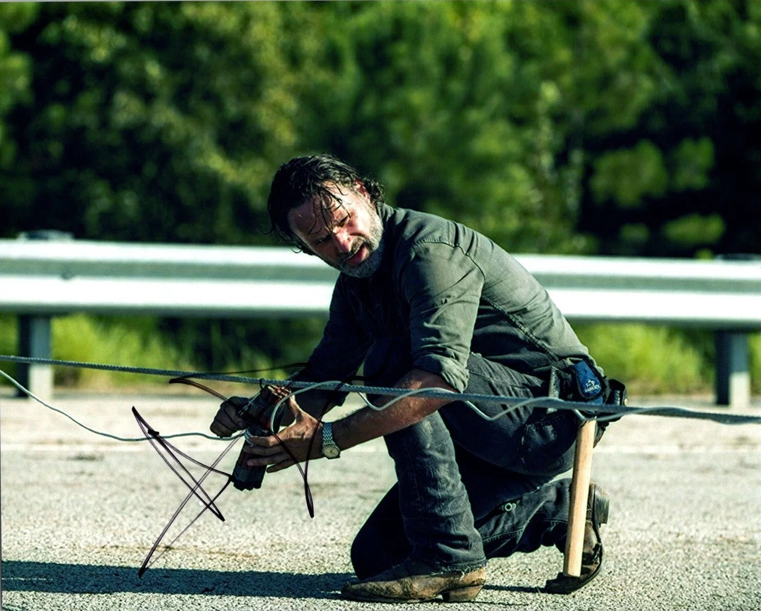 Andrew Lincoln — Andrew Lincoln Signed Autograph The Walking Dead Photo with Exact Photo Proof, изображение 3