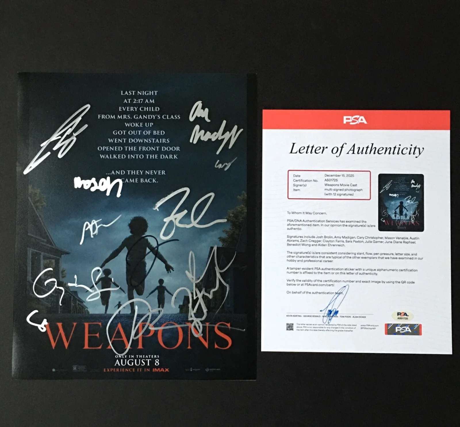 Amy Madigan, Julia Garner, Josh Brolin, Zach Cregger — WEAPONS CAST 12 SIGNED 11X14 PHOTO PSA LOA ZACH CREGGER AMY MADIGAN JULIA GARNER, изображение 4