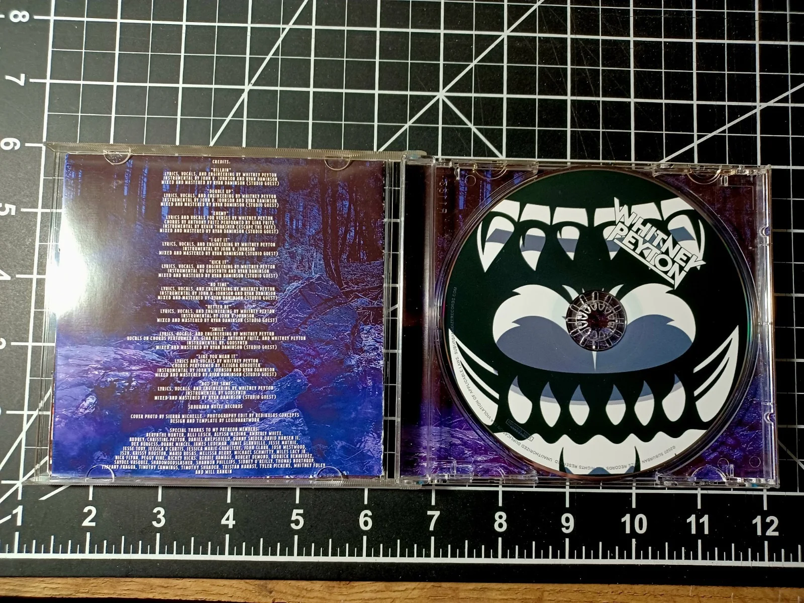 WHITNEY PEYTON ALPHA Album Signed CD ALPHA HOWSE Suburban Noize Records KMK, image 4