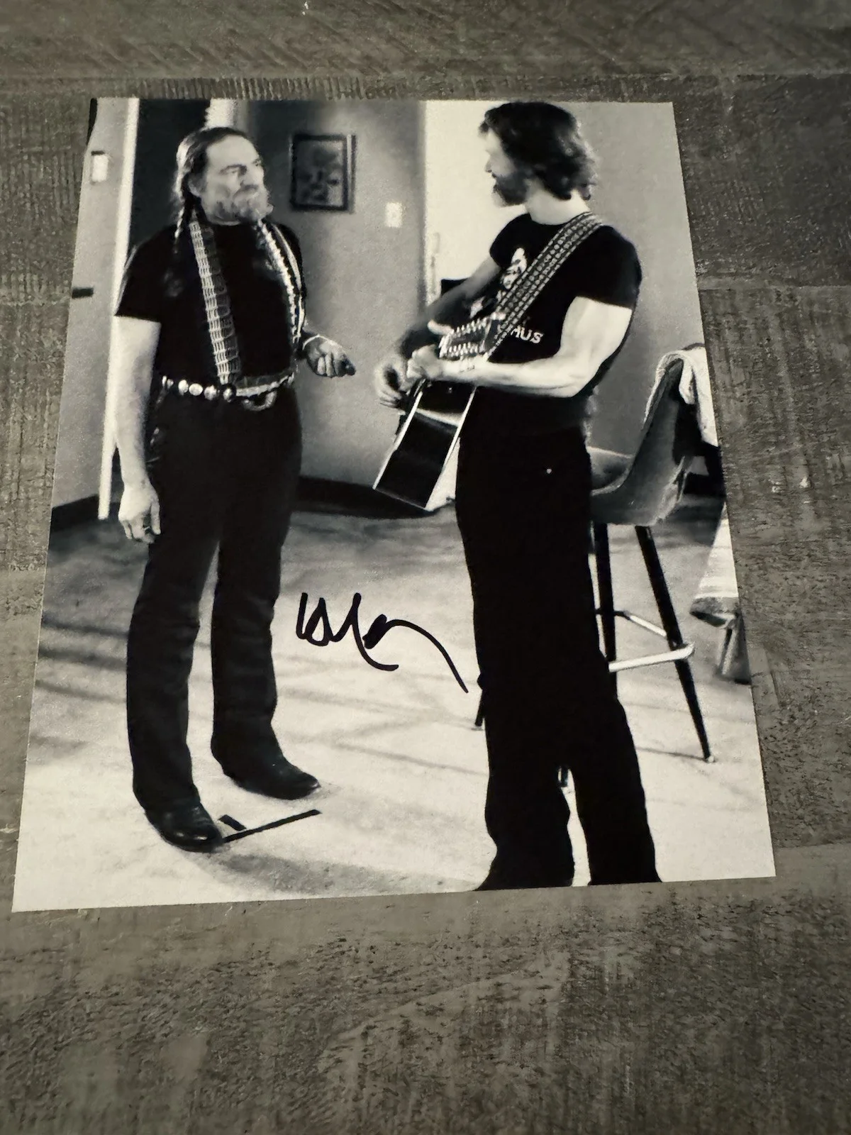 WILLIE NELSON Signed Autographed 8x10 Photo…COUNTRY MUSIC LEGEND..Mueller COA, image 3