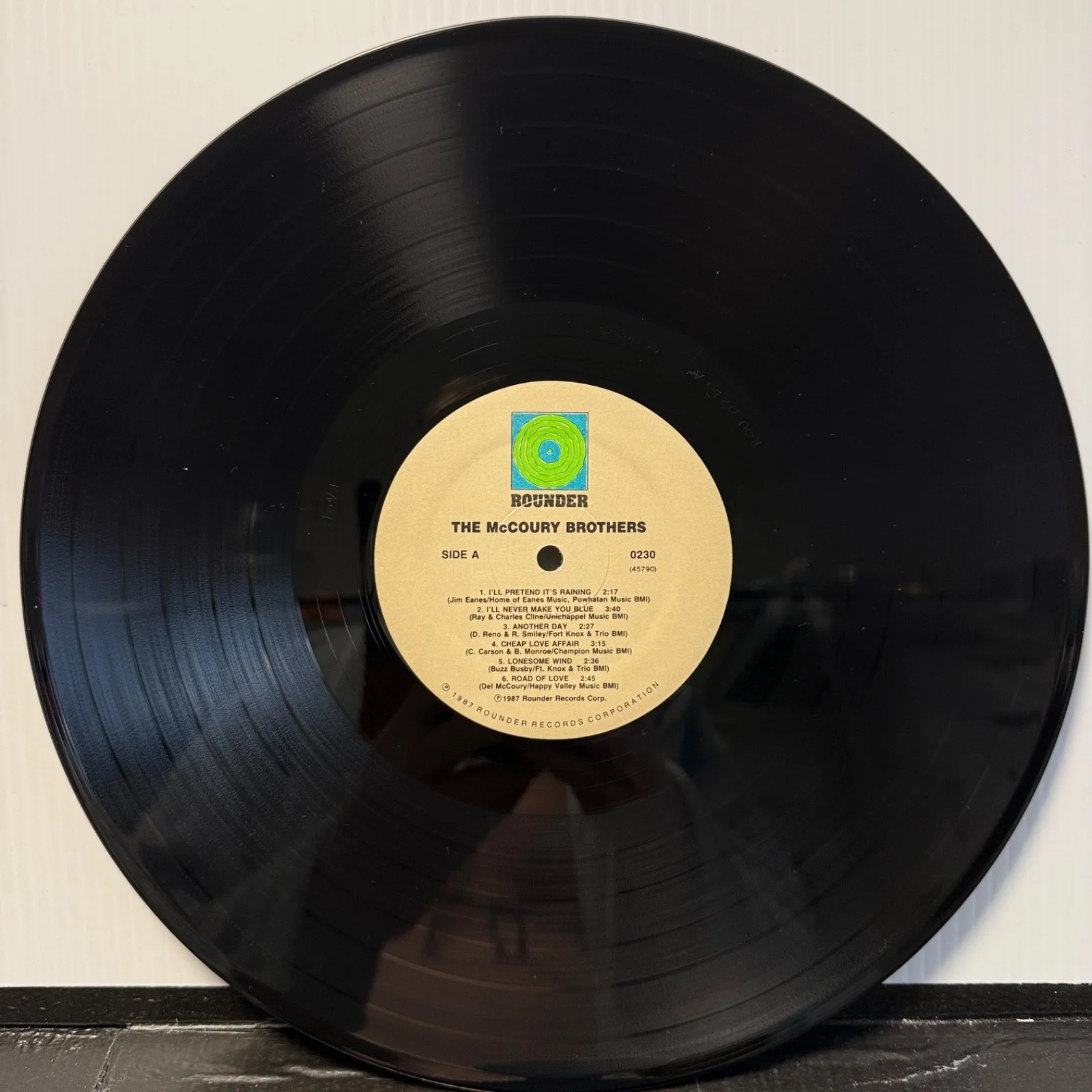 THE McCOURY BROTHERS - AUTOGRAPHED on cover by Del McCoury USA vinyl pressing, изображение 4