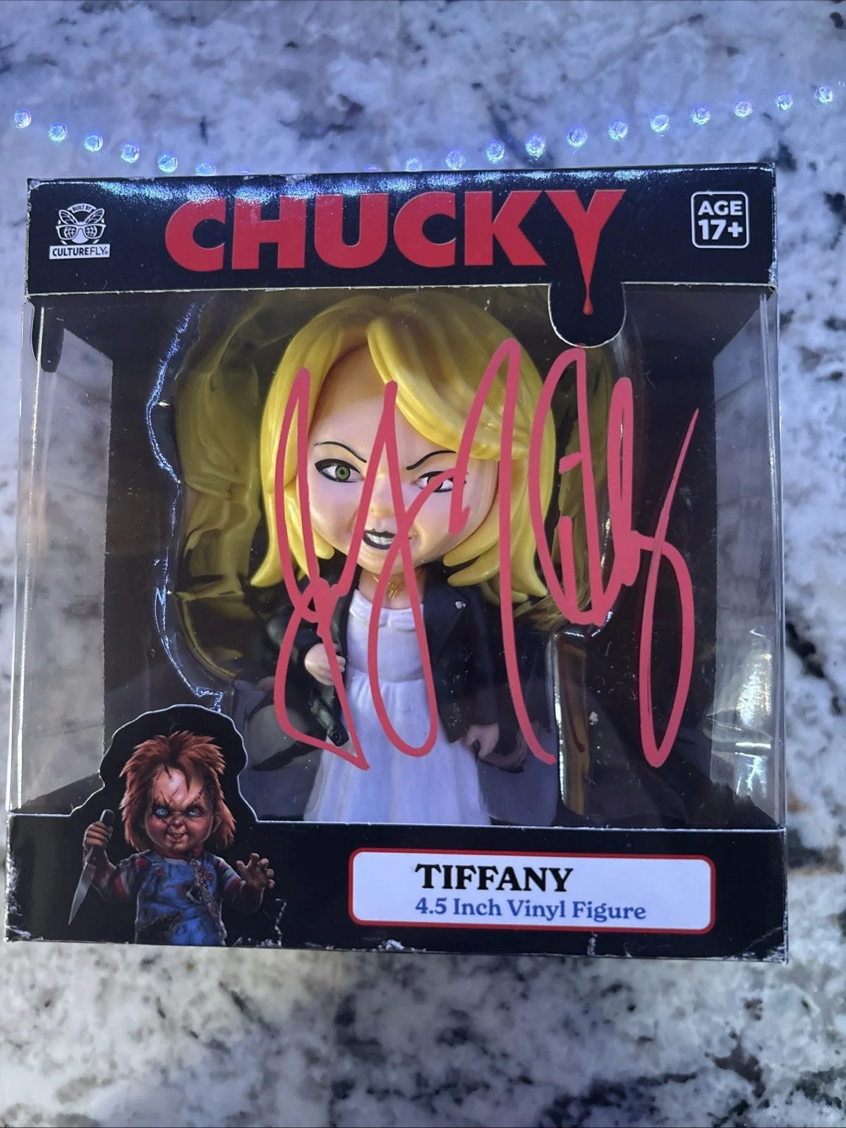 Jennifer Tilly — Jennifer Tilly Signed Autographed Tiffany Bride Of Chucky Rare. 4 1/2” COA, image 2
