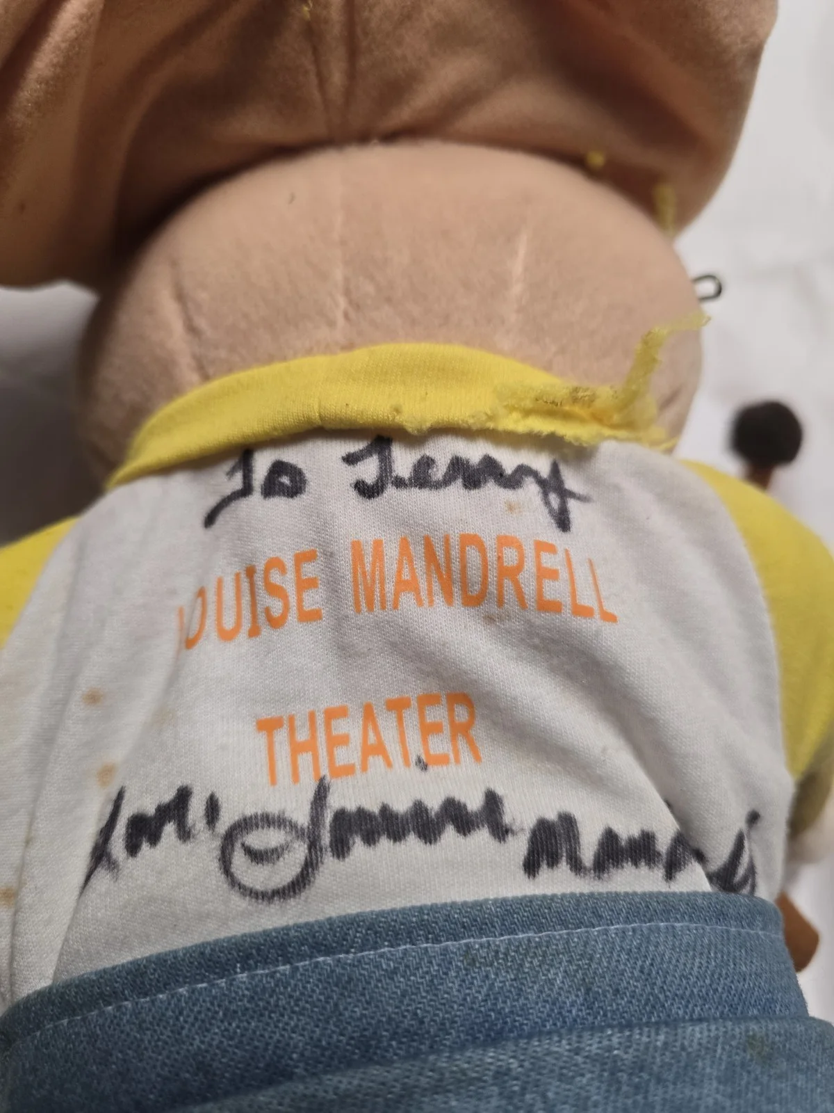 Vintage Louise Mandrell Theater Drummer Boy Plush Autographed To Terry. T106, изображение 4