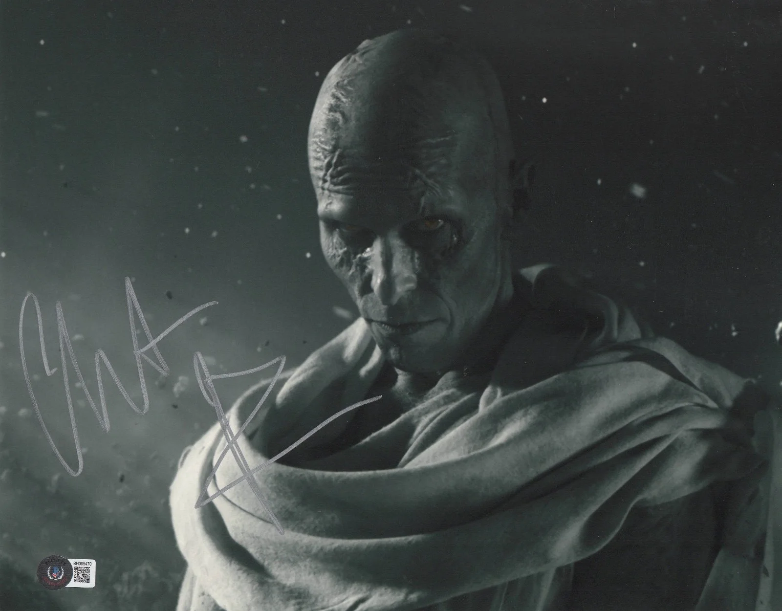 CHRISTIAN BALE — CHRISTIAN BALE SIGNED AUTOGRAPH 11X14 THOR LOVE AND THUNDER PHOTO BECKETT MARVEL