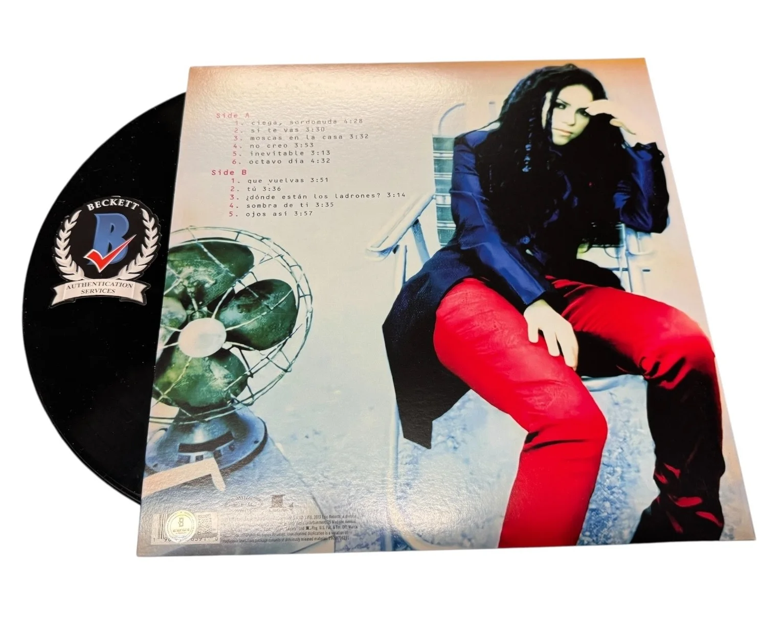 SHAKIRA SIGNED AUTOGRAPH DONDE ESTAN LOS LADRONES ALBUM LP VINYL BAS BECKETT, изображение 2