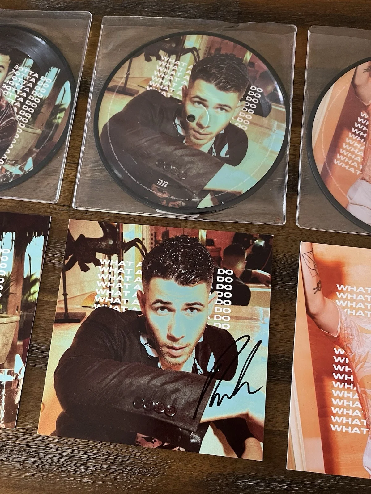 Jonas Brothers signed What A Man Gotta Do 7” Picture Disc Vinyl FULL SET, изображение 3