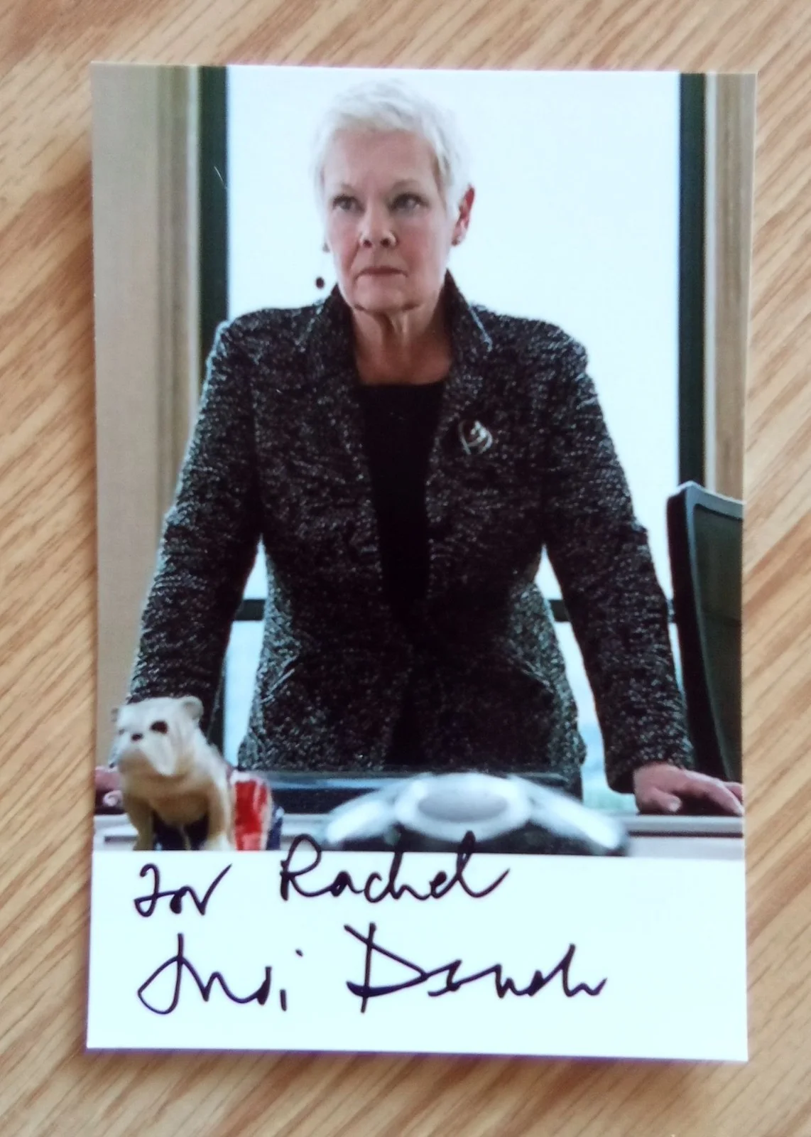 JUDI DENCH — JUDI DENCH Hand Signed Autograph 4X6 Photo 007 JAMES BOND Iris Mrs. Brown