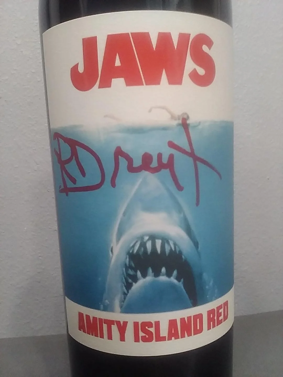 RICHARD DREYFUSS hand signed Jaws Amity Island Red Wine autographed 2025, image 2