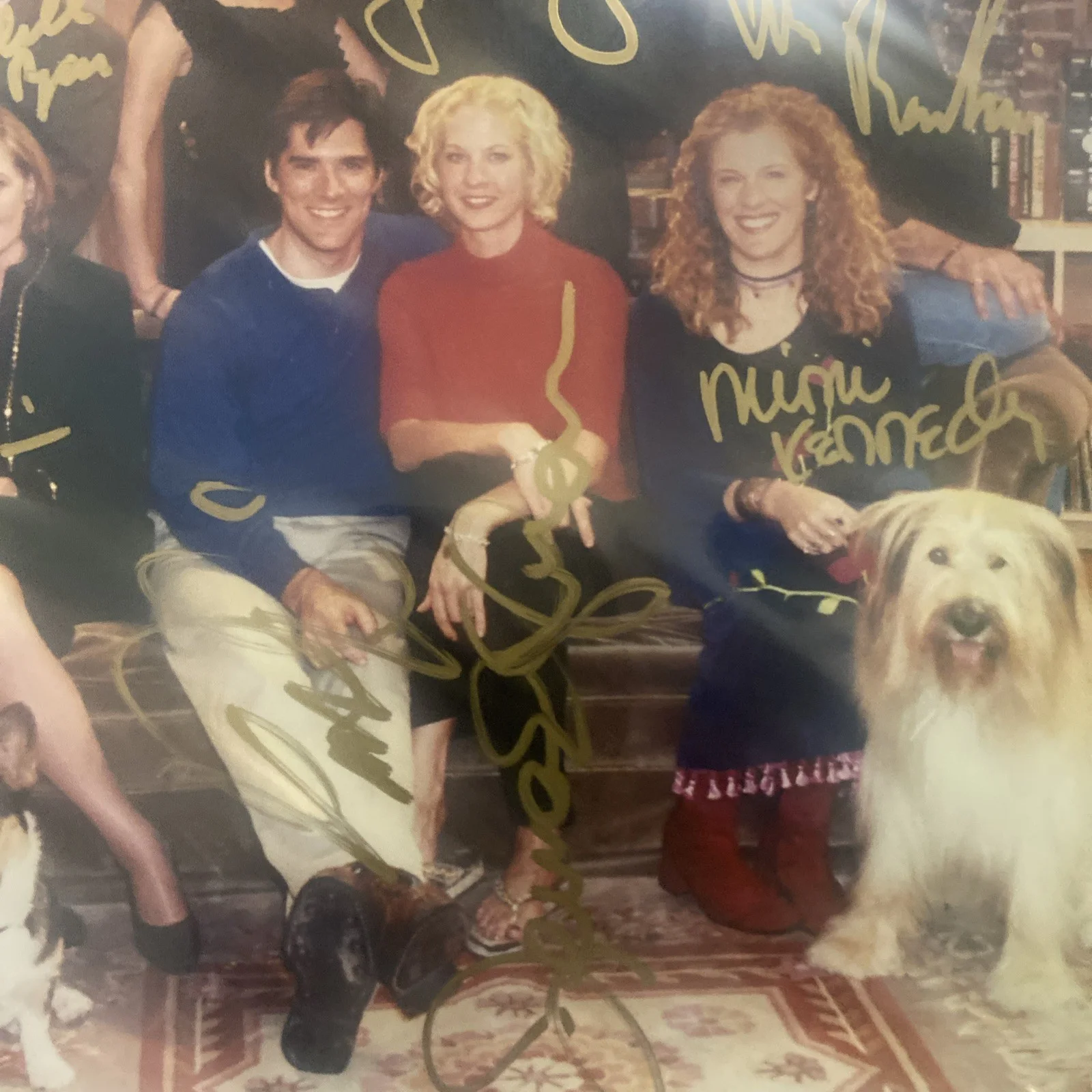 Thomas Gibson, Jenna Elfman, Alan Rachins, Mimi Kennedy — DHARMA & GREG TV CAST - AUTOGRAPHED SIGNED PHOTOGRAPH 8 signatures in gold ink, изображение 2