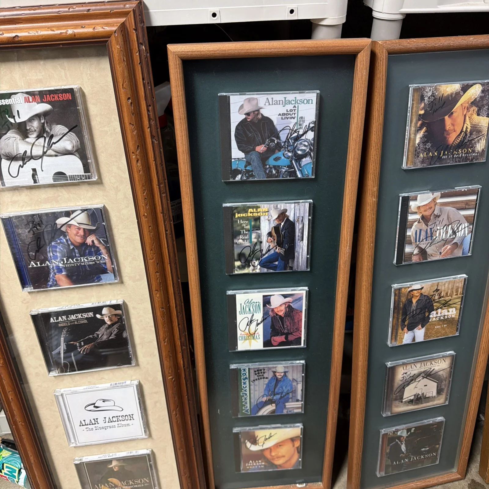 Alan Jackson Signed CD Collection – Framed Estate Collection, image 3