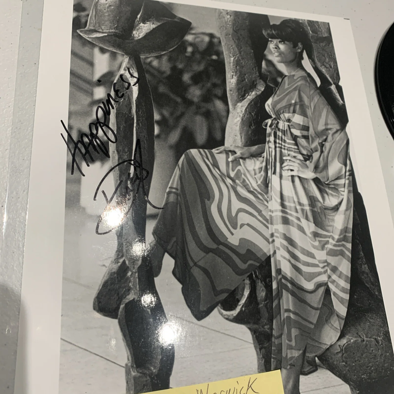 Dionne Warwick Signed Autographed 8X10 Photo JSA COA, image 4