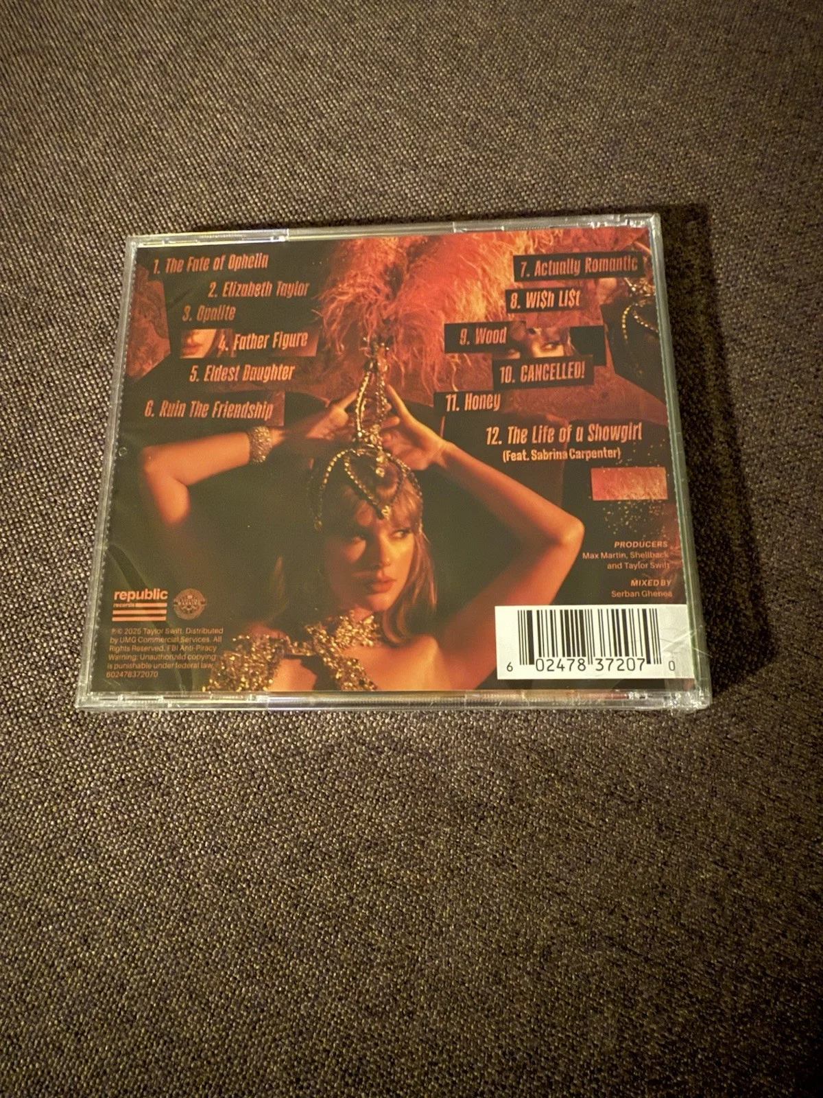 Taylor Swift Life of a Showgirl SIGNED CD PIC 1 Sealed., изображение 2