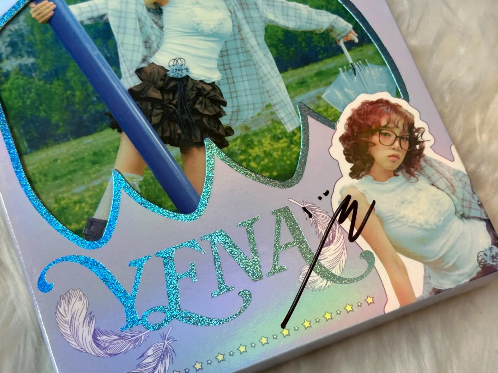 YENA - Autograph(Signed) PROMO ALBUM, image 2