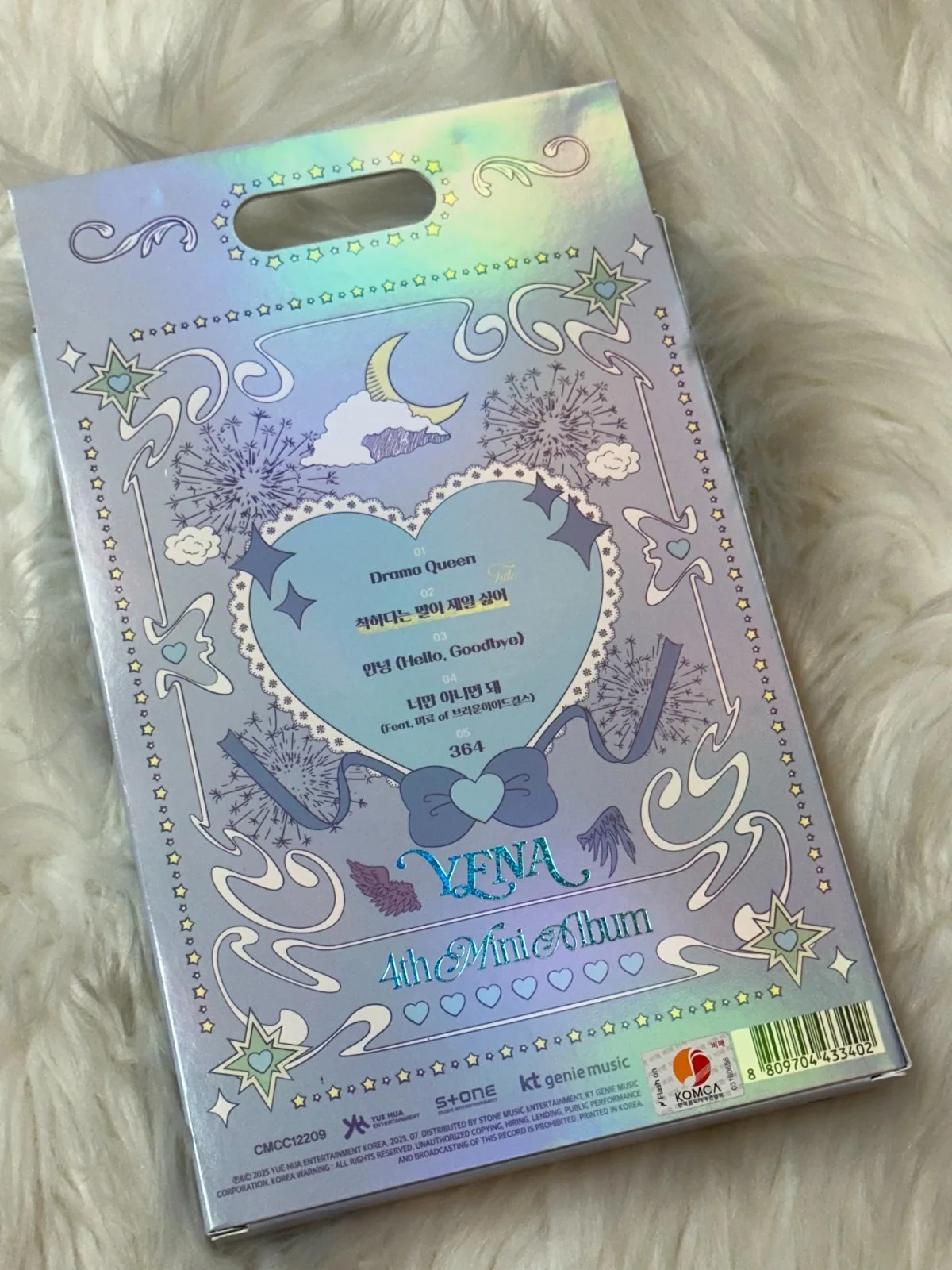 YENA - Autograph(Signed) PROMO ALBUM, image 4
