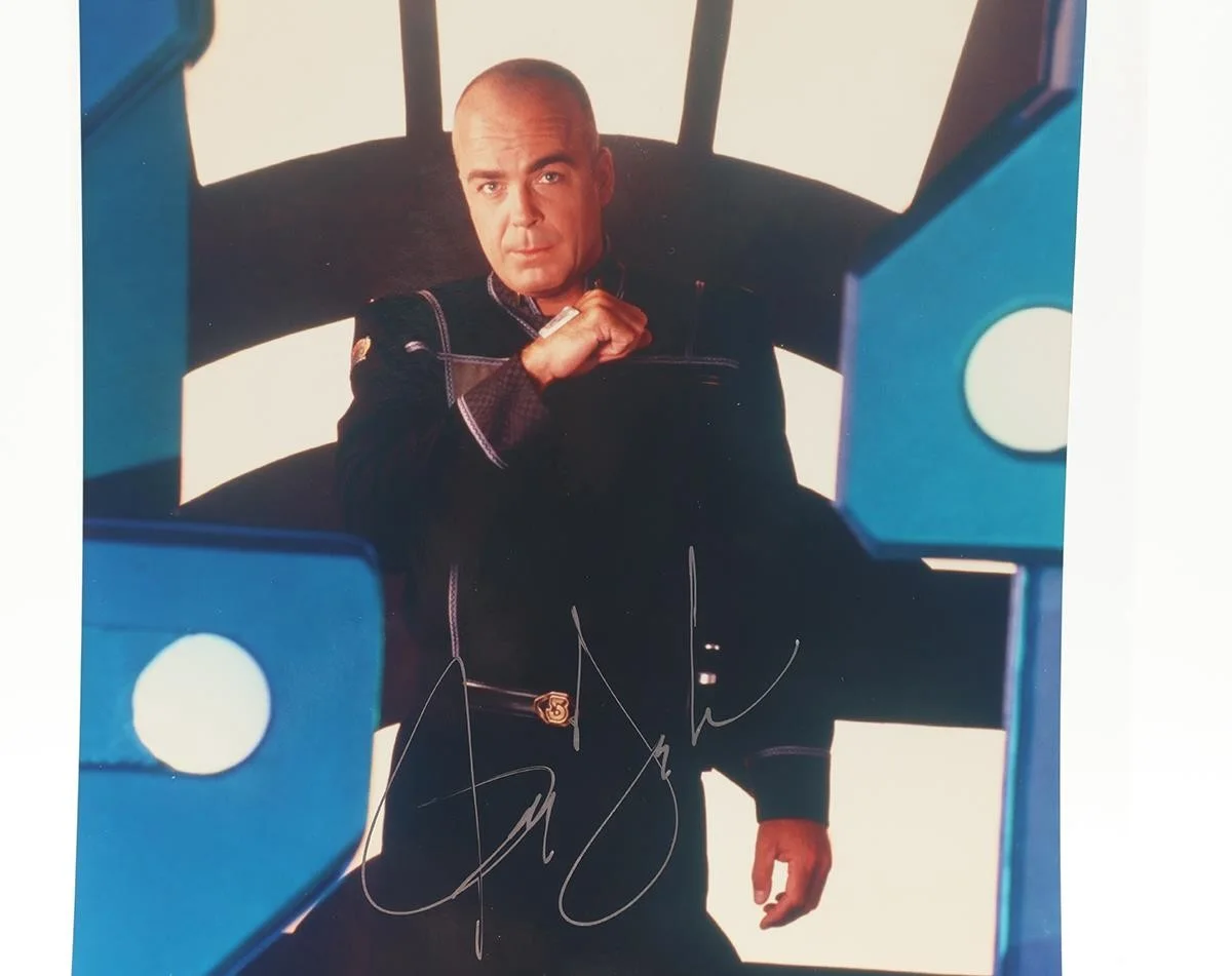 Jerry Doyle — Michael Garibaldi Babylon 5 Jerry Doyle AUTOGRAPHED 8x10 Photo, image 3